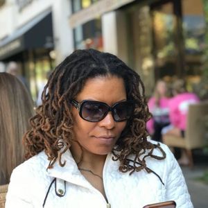 Meet your Posher, Jamila